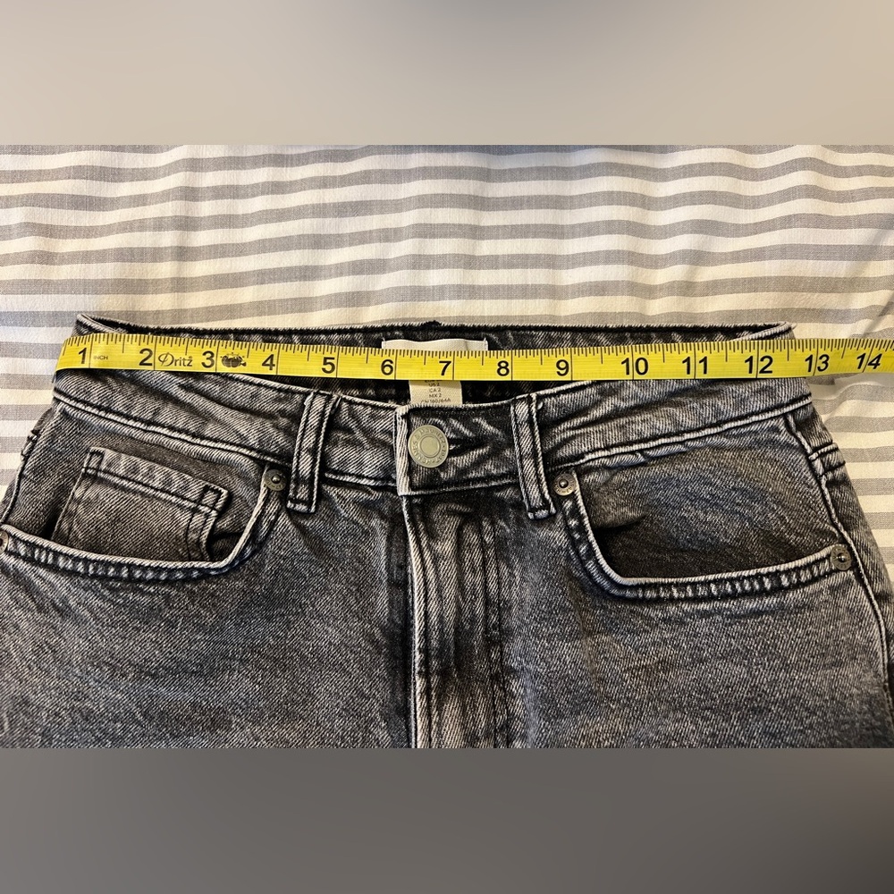 H&M Women's Dark Gray Ankle Jeans - Picture 4 of 5